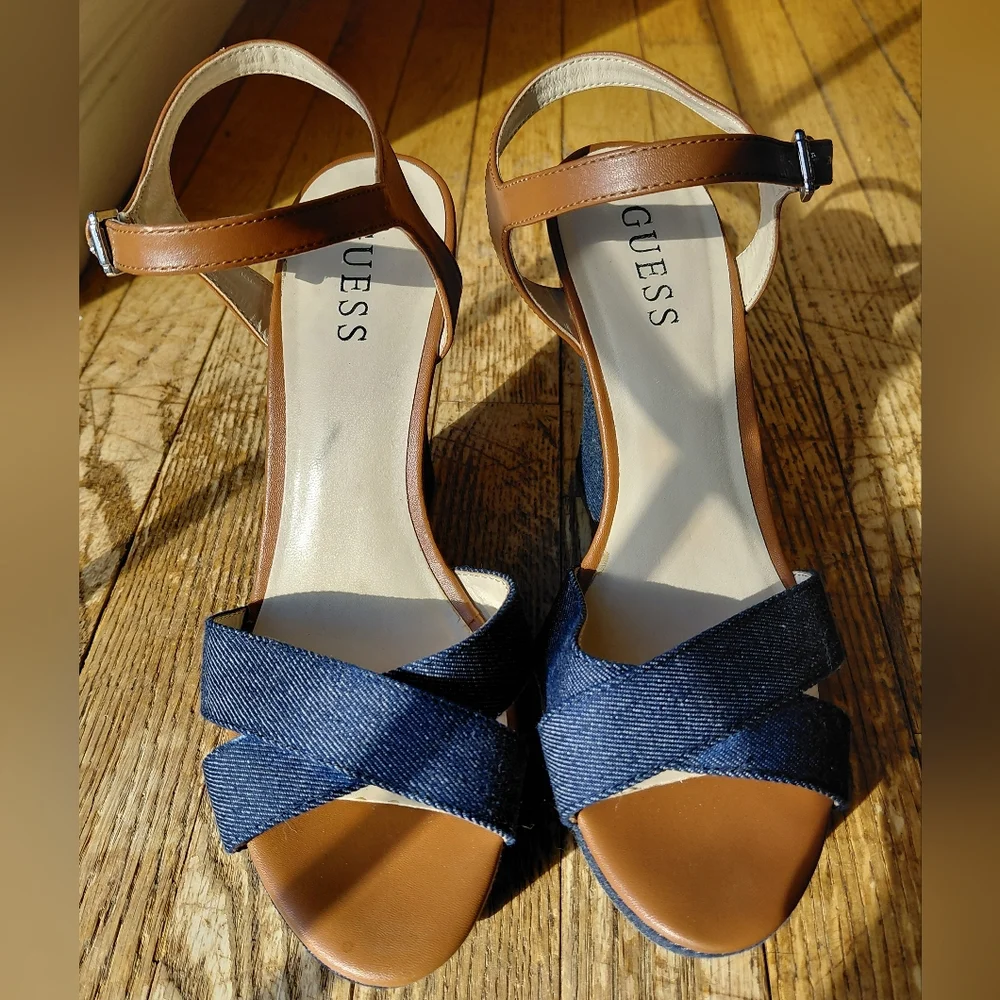 Guess Women's Denim Wedge Sandals Size 9m - Picture 2 of 6